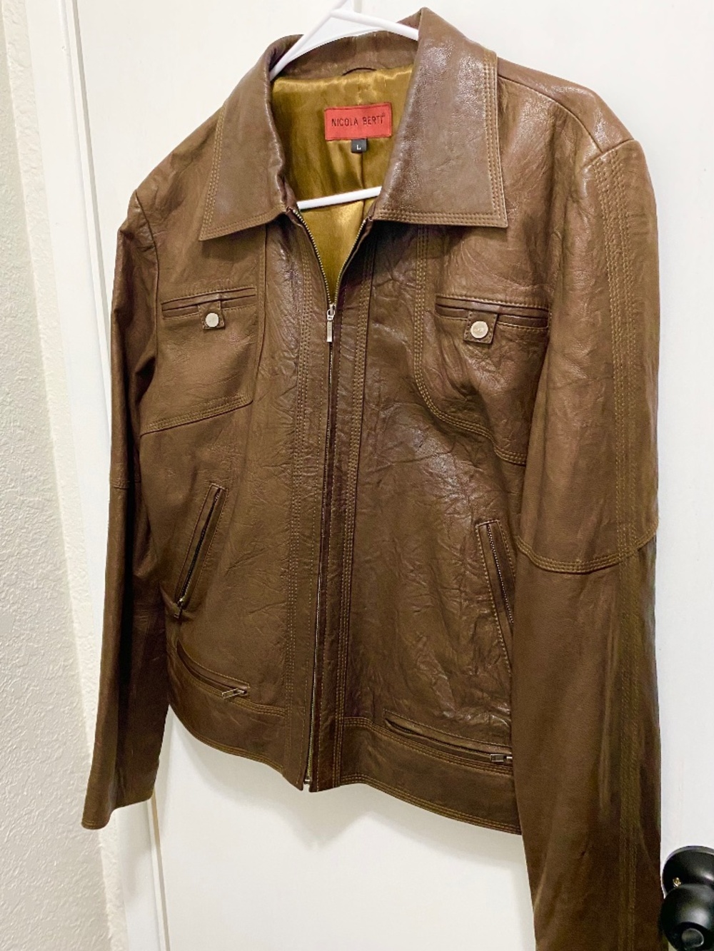 Nicola Berti  Size L  Women’s Brown Leather Jacket with side pockets